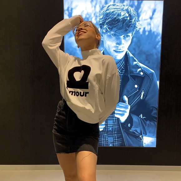 h&m amour sweatshirt